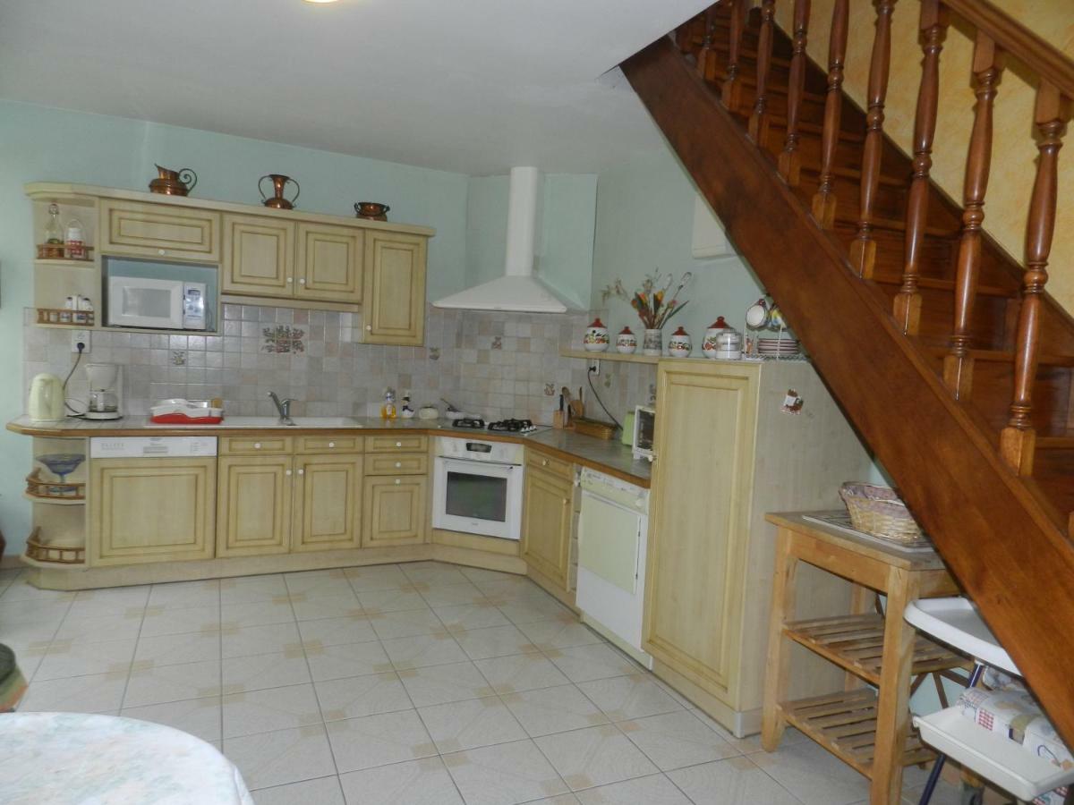 Les Quatre Saisons Villa Saint-Angeau ภายนอก รูปภาพ